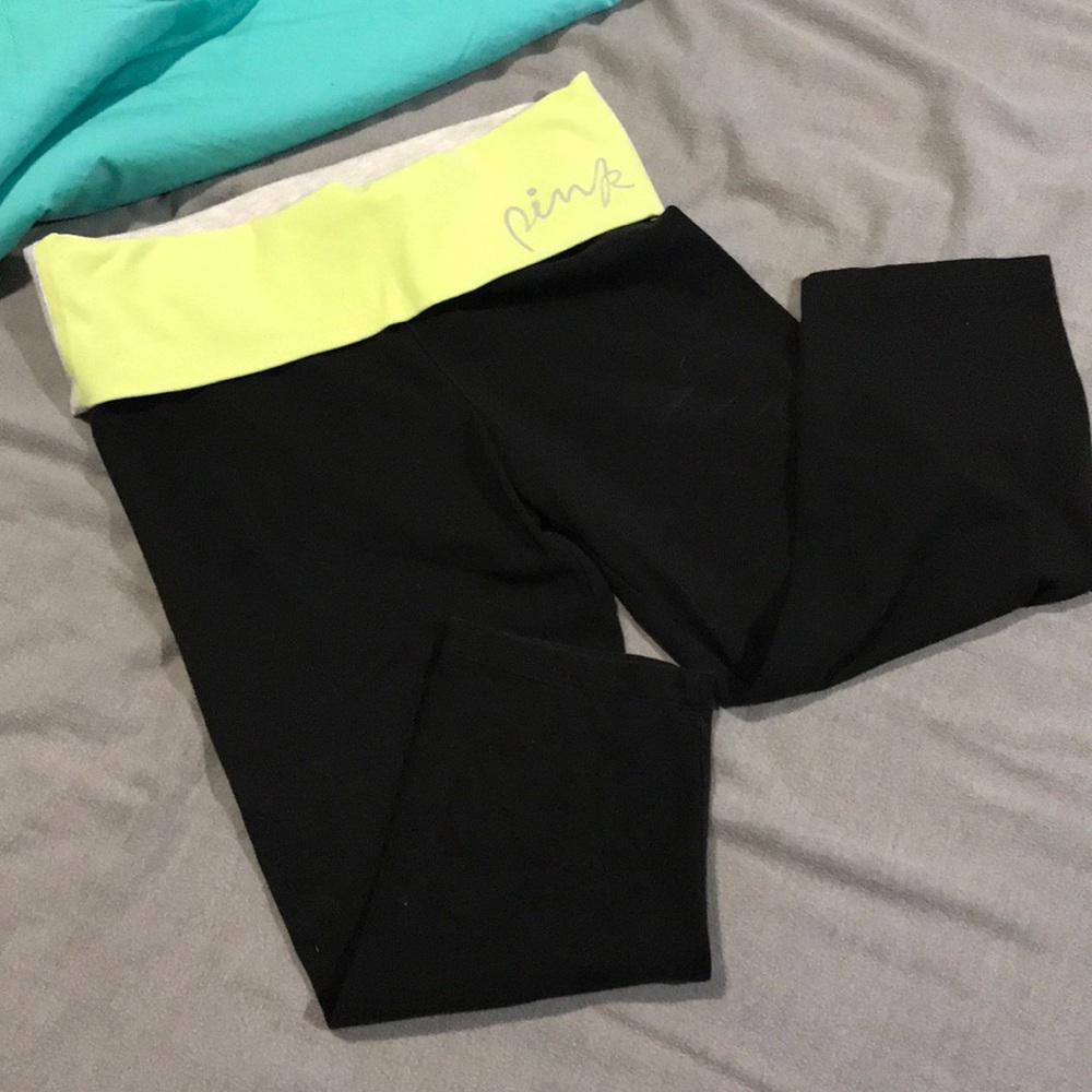 PINK Cropped Leggings